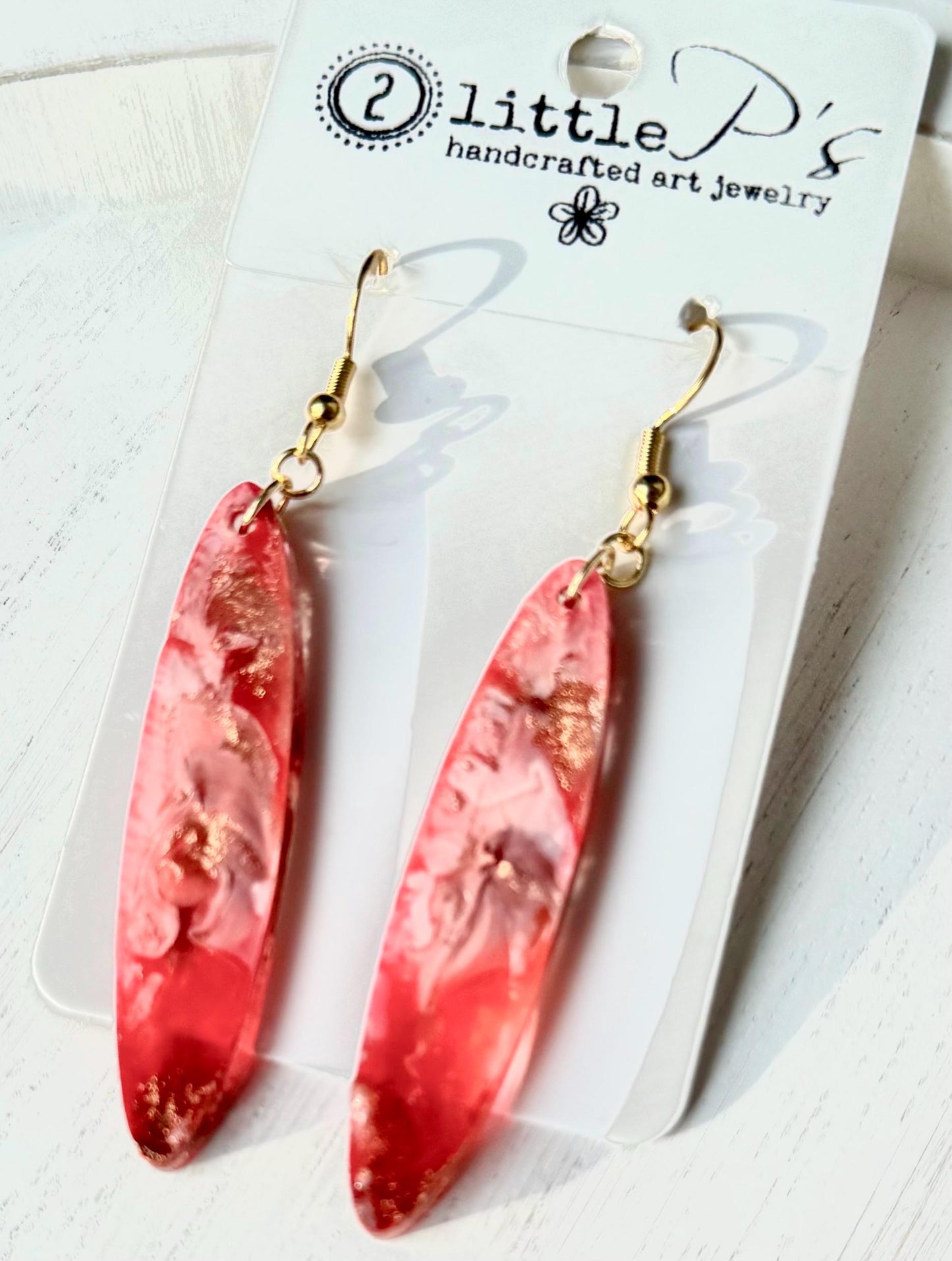 Rose Gold Swirl Resin Earrings – Handcrafted Marbled Dangle Earrings – Lightweight Statement Jewelry – 2 Little P’s Handmade