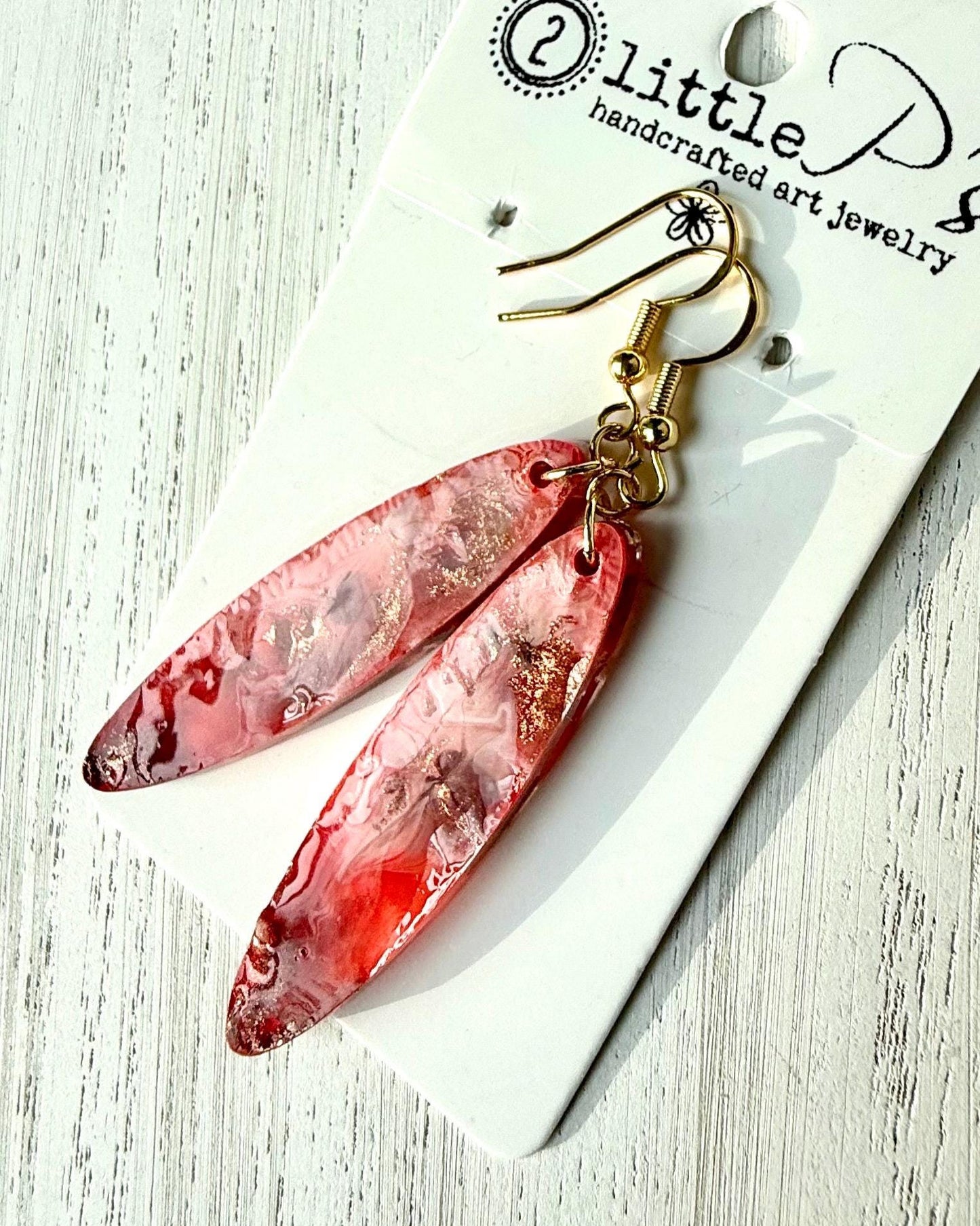 Rose Gold Swirl Resin Earrings – Handcrafted Marbled Dangle Earrings – Lightweight Statement Jewelry – 2 Little P’s Handmade