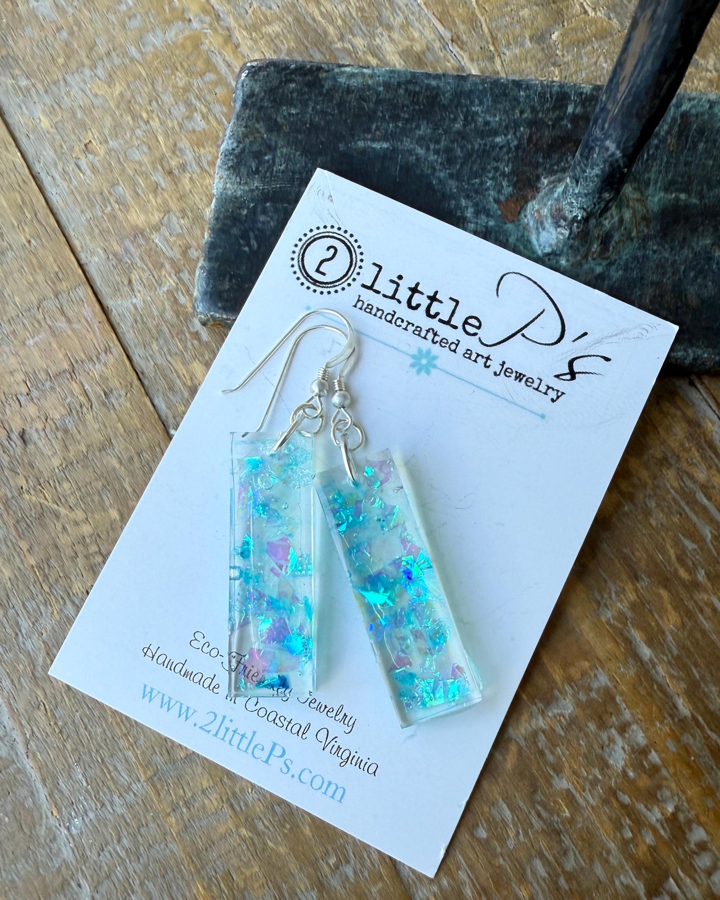 Iridescent Shimmer Resin Earrings – Handmade Eco-Friendly Dangle Earrings in Aqua & Lavender