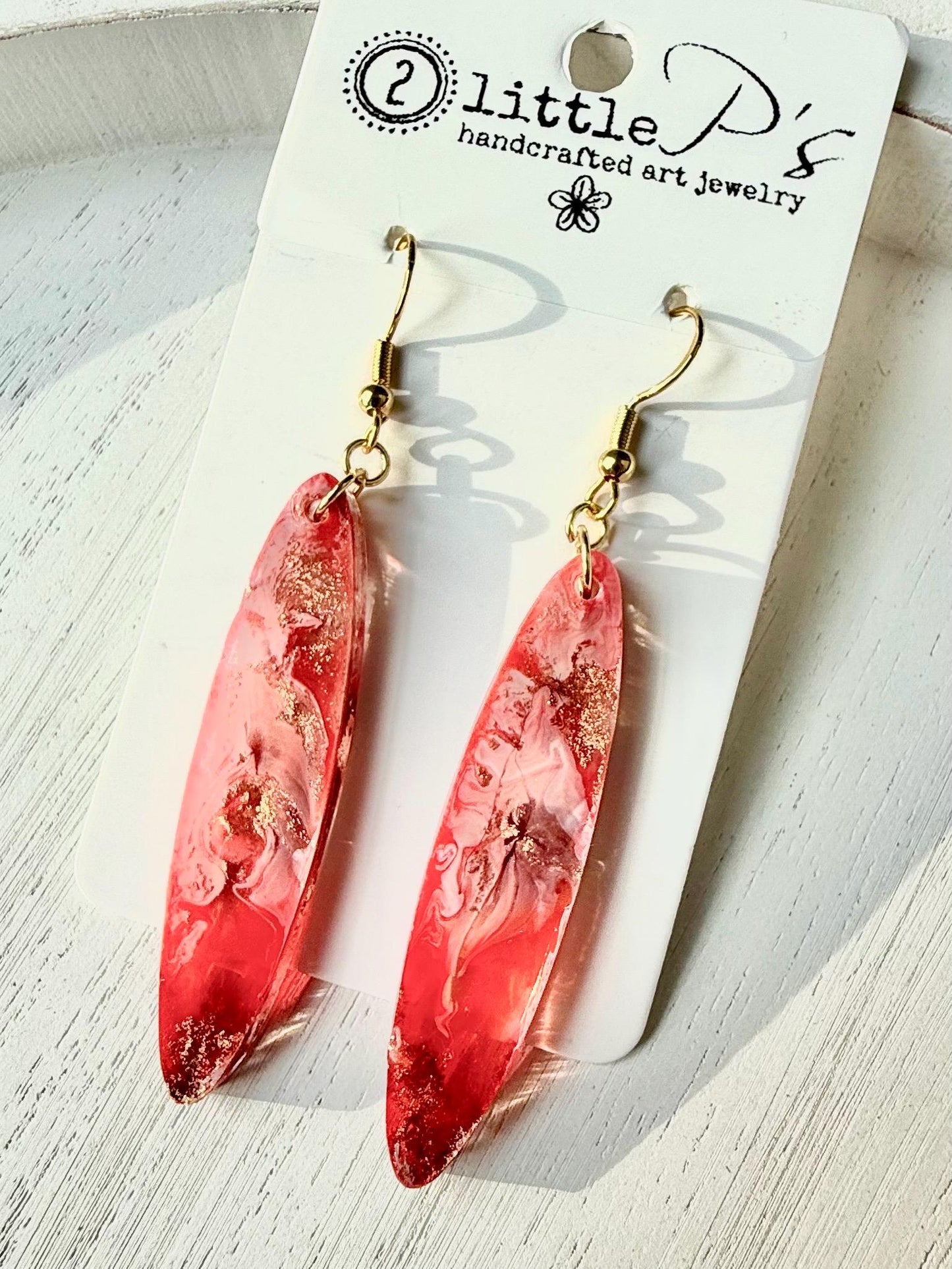 Rose Gold Swirl Resin Earrings – Handcrafted Marbled Dangle Earrings – Lightweight Statement Jewelry – 2 Little P’s Handmade