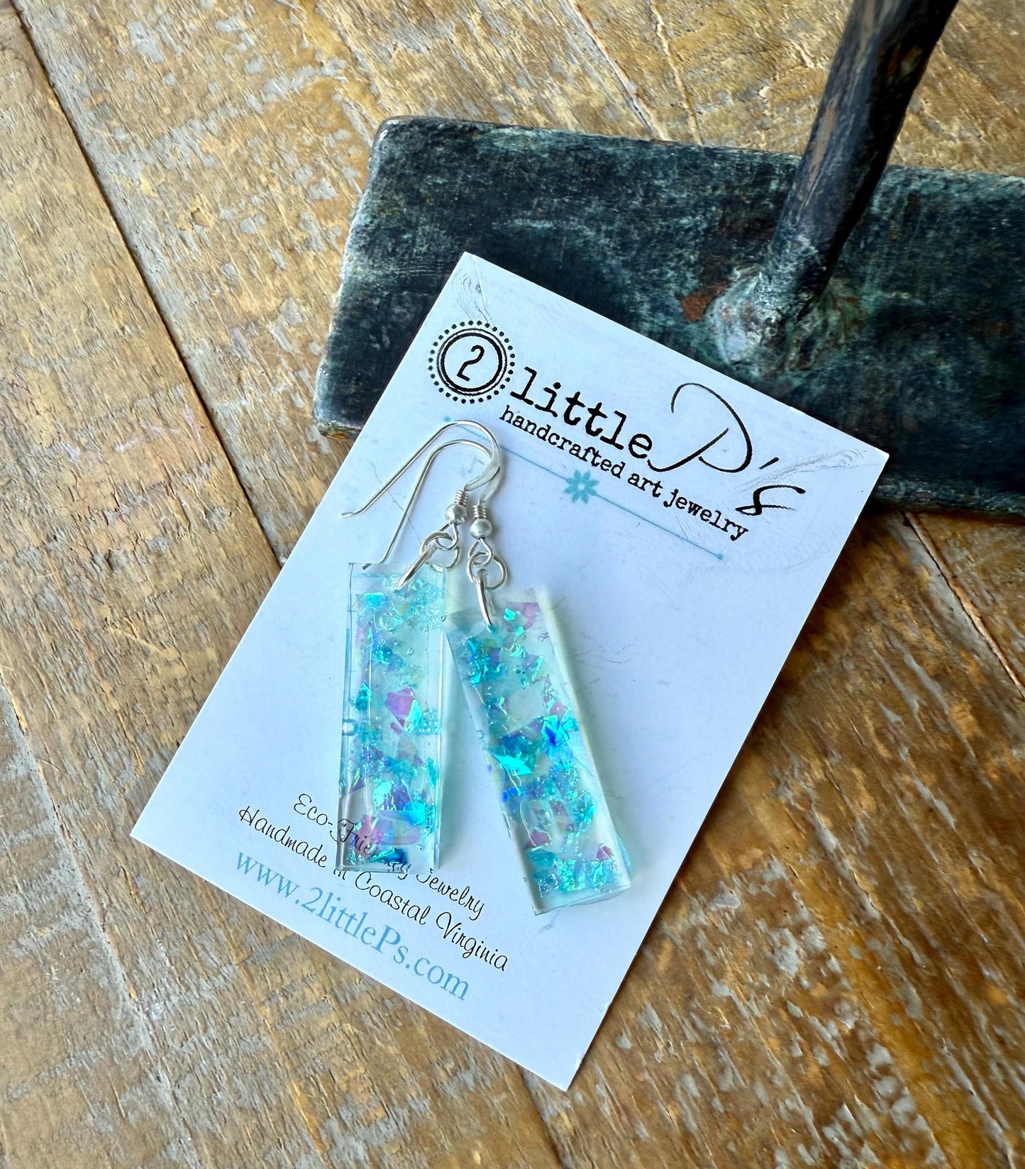 Iridescent Shimmer Resin Earrings – Handmade Eco-Friendly Dangle Earrings in Aqua & Lavender