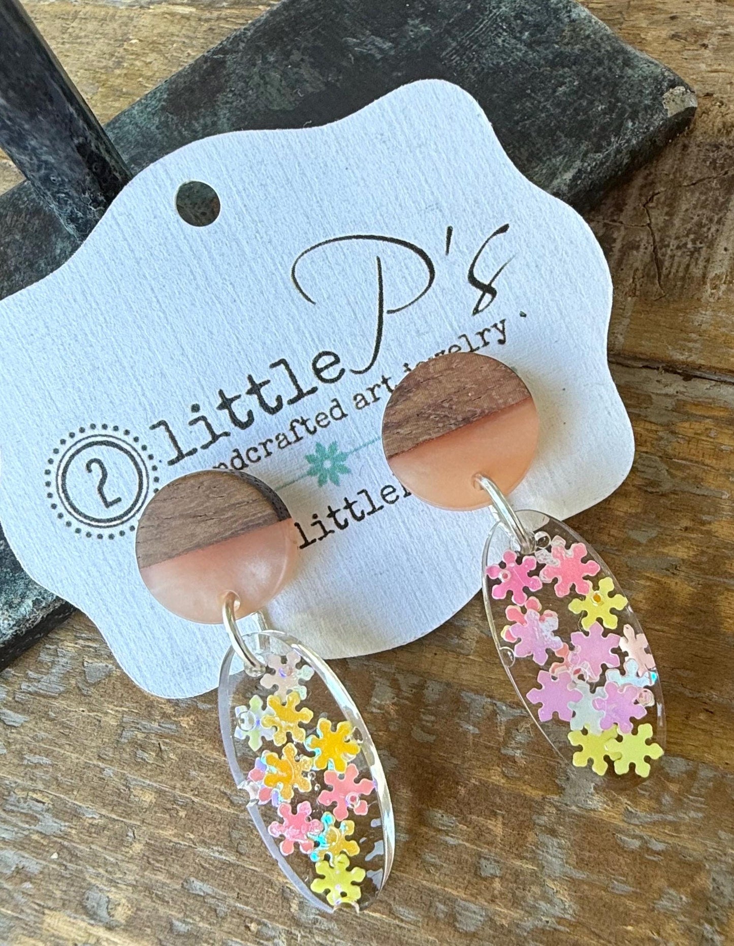 Handcrafted Resin Earrings with Colorful Confetti Flowers – Lightweight Wood & Resin Dangle Earrings