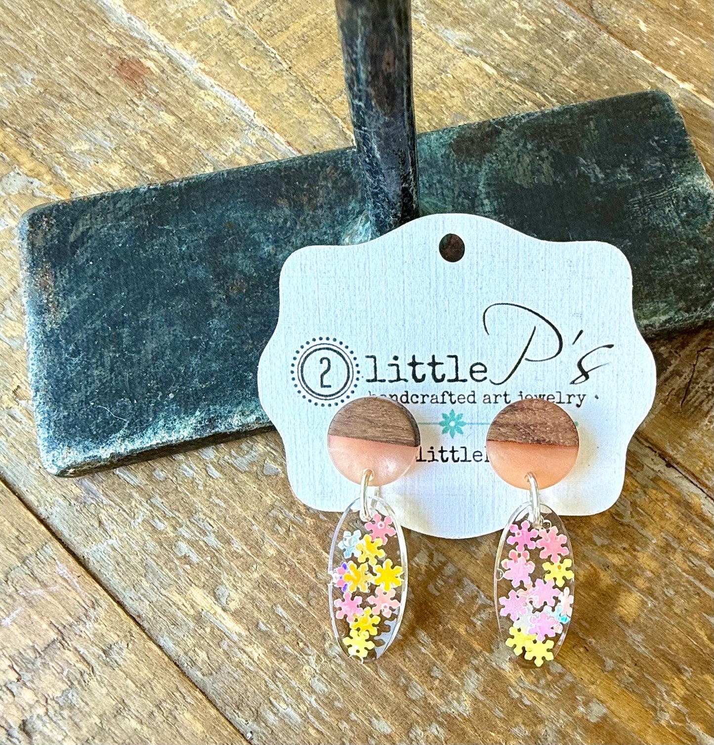 Handcrafted Resin Earrings with Colorful Confetti Flowers – Lightweight Wood & Resin Dangle Earrings