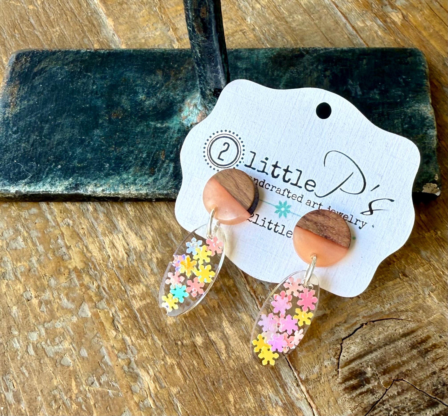 Handcrafted Resin Earrings with Colorful Confetti Flowers – Lightweight Wood & Resin Dangle Earrings